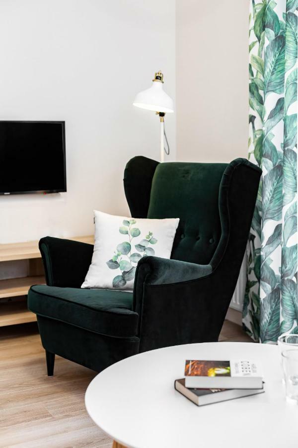 Apartment Walonska With Free Parking Wroclaw By Noclegi Renters المظهر الخارجي الصورة